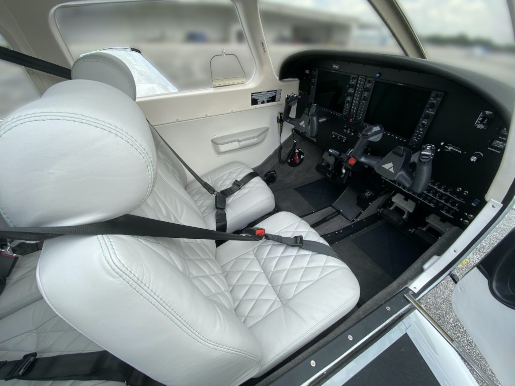 Piper Archer LX and DLX Steel Interior