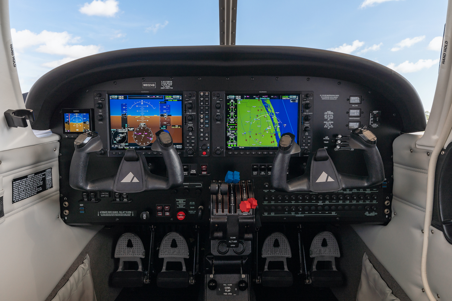 Piper Seminole Avionics